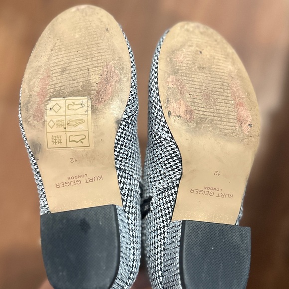 Kurt Geiger Mini Burlington Bootie 12M. Great condition. Still in original box. - Picture 5 of 11